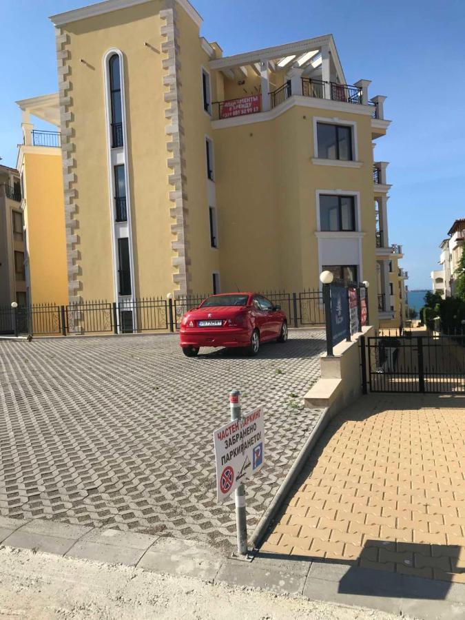 Horizon Katrina Apartments - Sea Line & Beach Access Свети-Влас Экстерьер фото
