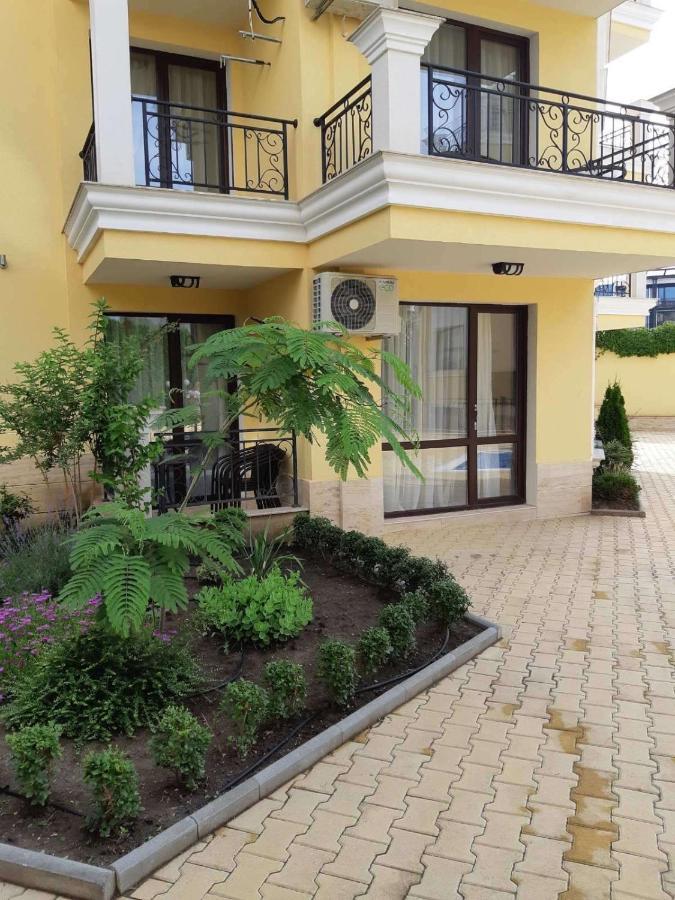 Horizon Katrina Apartments - Sea Line & Beach Access Свети-Влас Экстерьер фото